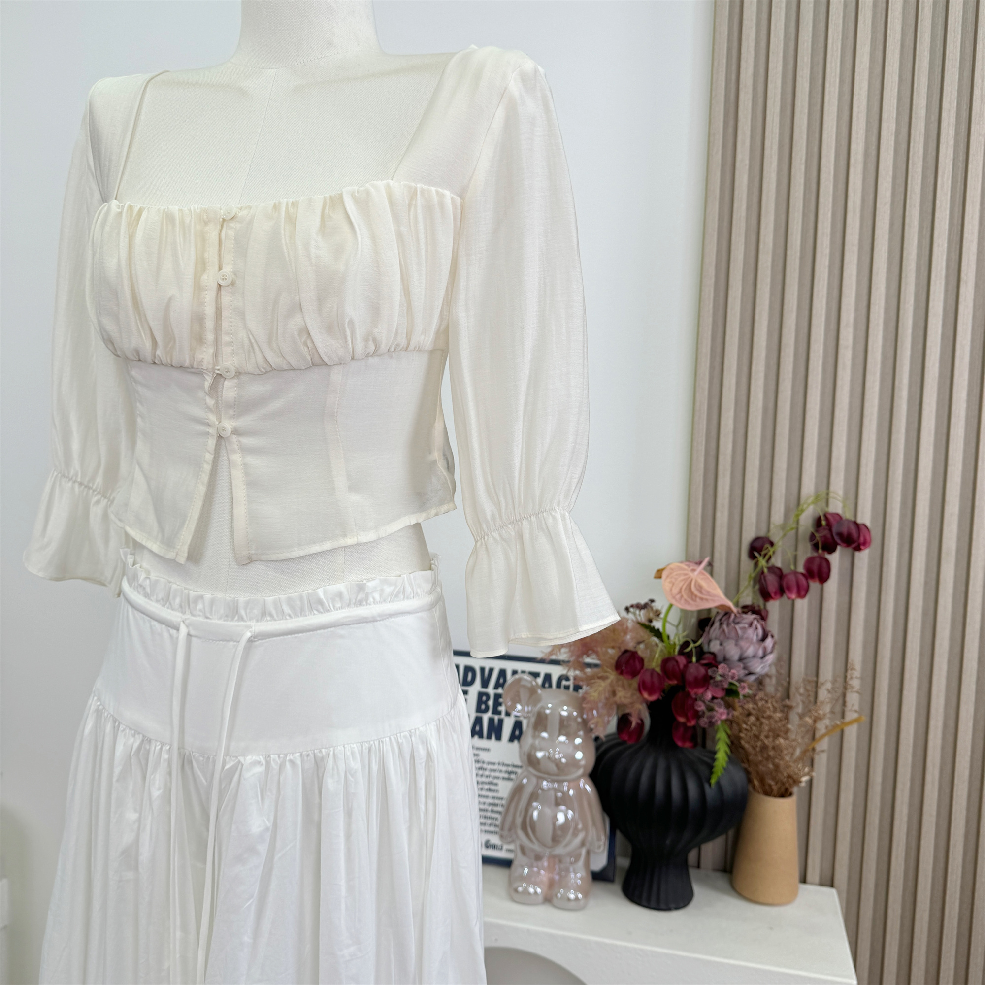 Women's Lightweight Seven-Sleeve Cropped Square Neck Blouse Summer 2026 - Image 3