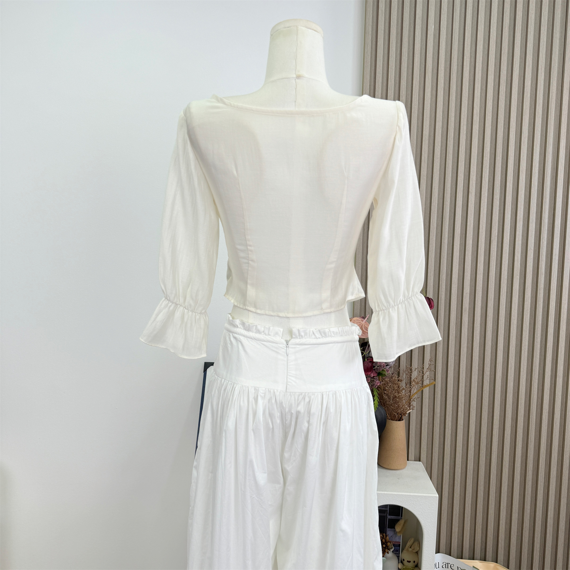 Women's Lightweight Seven-Sleeve Cropped Square Neck Blouse Summer 2026 - Image 4